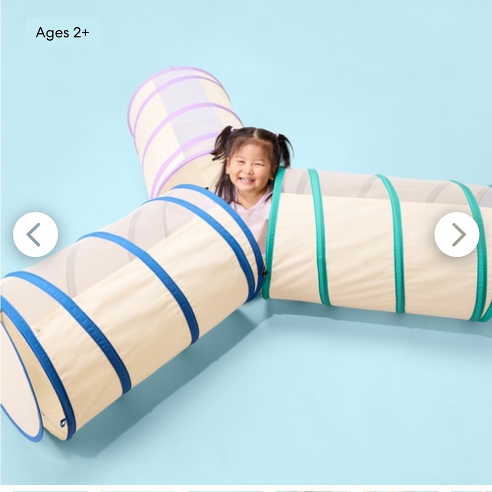 LIKE NEW Peekaboo Play Tunnel